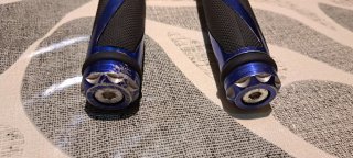 Puños Manillar Moto/Bici Azul y Negro