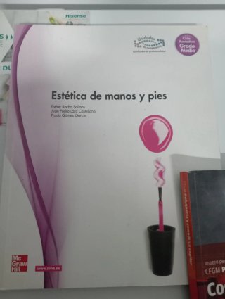 Estética de manos y pies : 1o grado medio