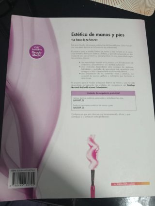 Estética de manos y pies : 1o grado medio