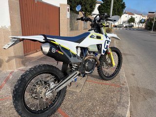 Husqvarna FE 450 Enduro Moto