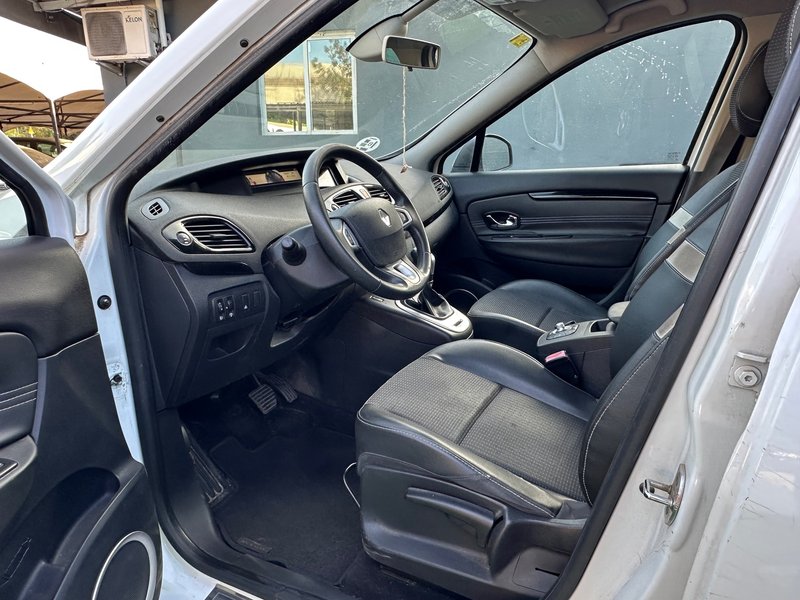 Renault Grand Scénic 1.5 dCi Dynamique 7pl. 2011, foto 10