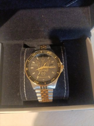 Reloj Maserati Hombre Oro y Plata