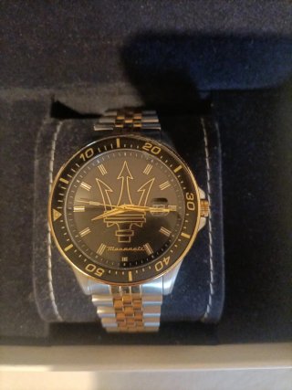 Reloj Maserati Hombre Oro y Plata