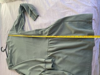Vestido Zara verde oliva