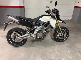 Aprilia Dorsoduro Supermotard