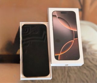 iPhone 16 Pro Max 256GB Oro