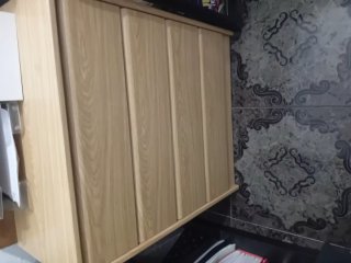 Cajonera de madera y plástico