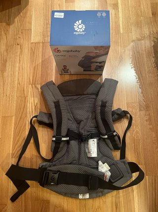 Mochila Ergobaby Omni Breeze