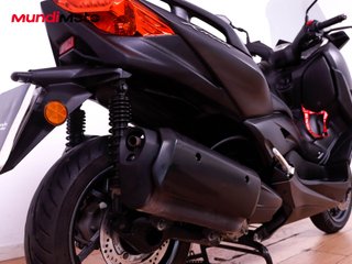 YAMAHA X-MAX 300