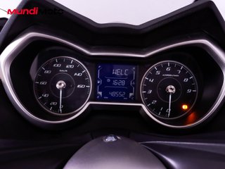 YAMAHA X-MAX 300