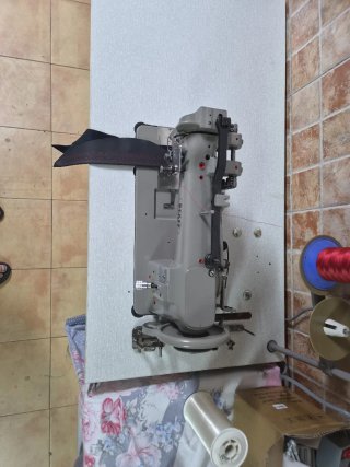 Máquina de coser industrial Pfaff
