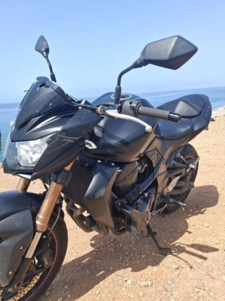Kawasaki Z750 R Edición Limitada Negra