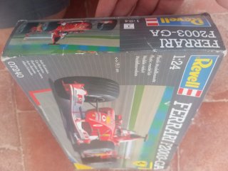 Maqueta Revell Ferrari F2003-GA 1:24