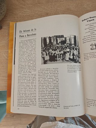 Llibre Fotografia Històrica de Vic vol.II