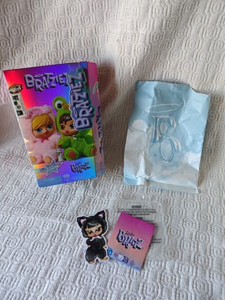 Caja vacía Bratz Bratziez Iconz Jade Kool Kat