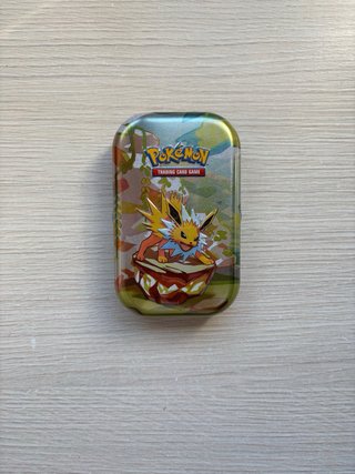 Mini lata Pokemon Jolteon