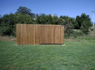 Contenedor de madera para garaje