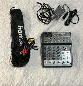 Mesa de mezclas Behringer Xenyx 802