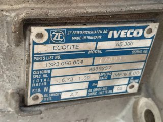 CAJA CAMBIOS 8869237