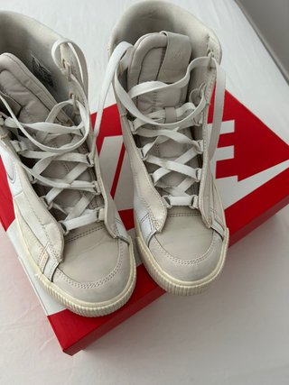 Zapatillas Nike Blazer Mid '77 Beige/Blanco