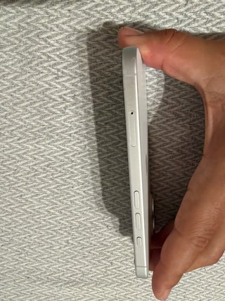 iPhone 16 blanco