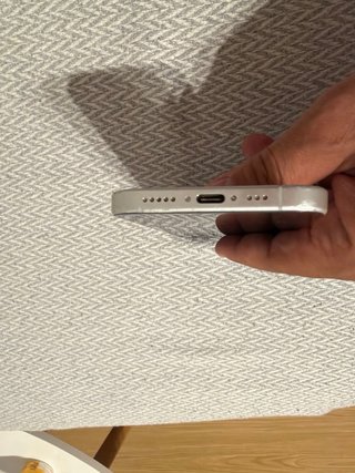 iPhone 16 blanco