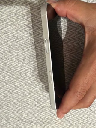 iPhone 16 blanco