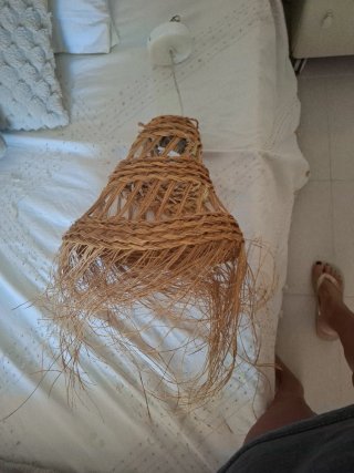 Lámpara de techo de yute y ratán