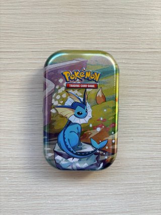 Mini lata Pokémon Vaporeon