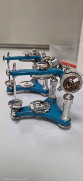 2 Articuladores dentales marca DENTATUS ARH