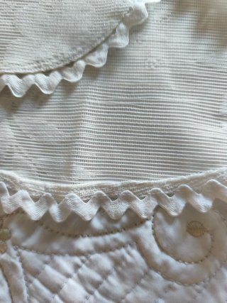 Tapetes de tela blancos