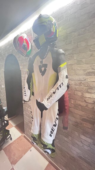 Mono de moto Revit Triton Talla 50