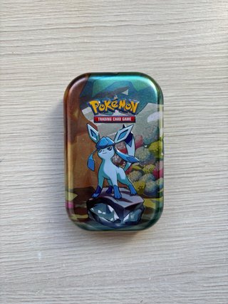 Mini lata Pokémon Glaceon