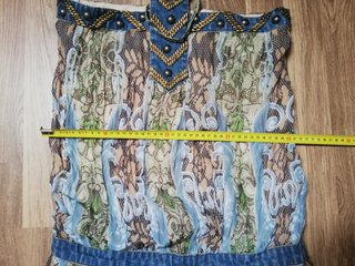 Blusa larga con estampado de serpiente