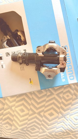 Pedales Shimano PD-M520
