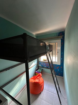 2 habitaciones completas literas y escritorios