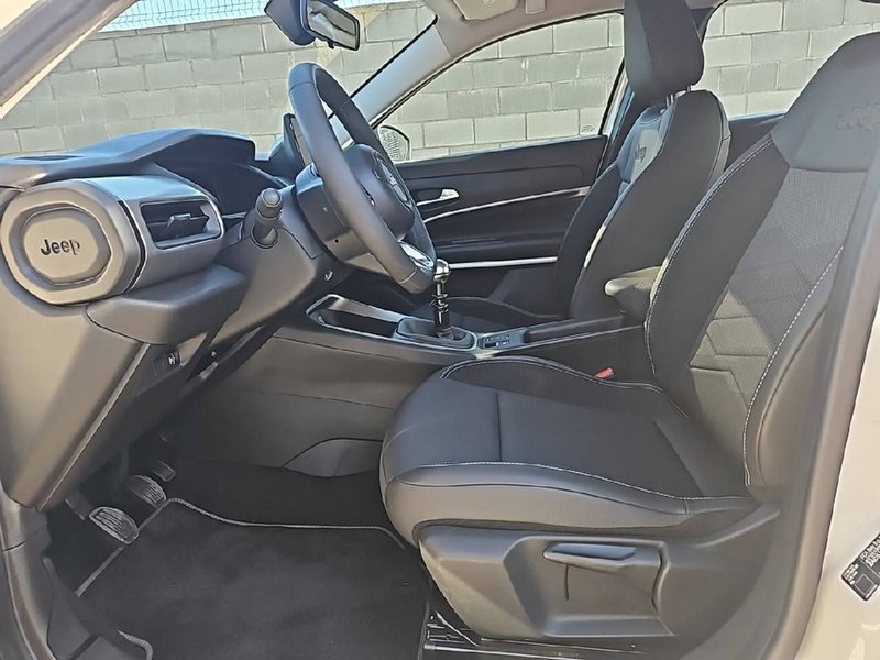 Jeep Avenger 1.2 Turbo Altitude 2023, foto 6