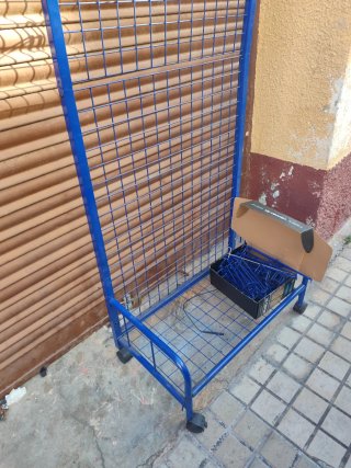 Burro expositor tienda con colgadores
