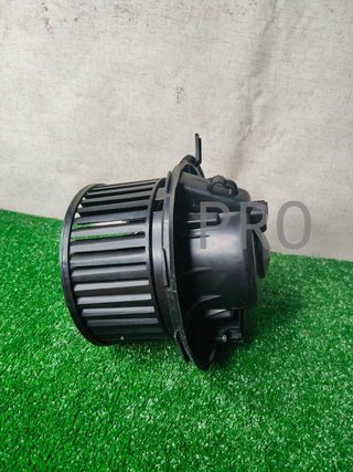 NRF 34003 Ventilador habitáculo