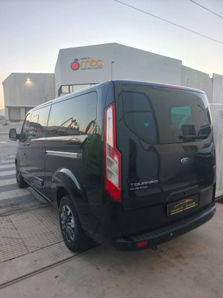 Ford Tourneo Custom 2013