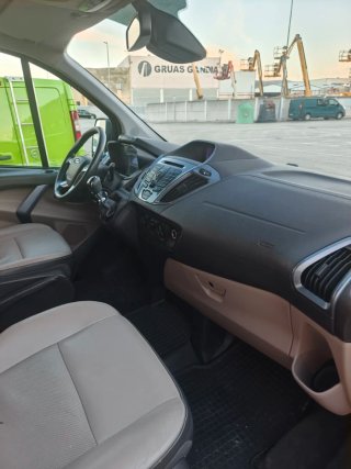 Ford Tourneo Custom 2013