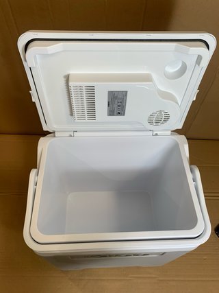 Nevera Electrica Portatil Igloo IE27 12/240V 24L