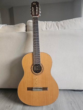 Guitarra Clásica Admira. Modelo Irene