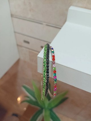 Pulseras brillantes de minerales