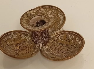 PALMATORIA DE BRONCE DE MONEDAS DE 5 PESETAS