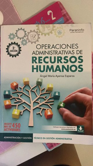Operaciones administrativas de recursos humanos...