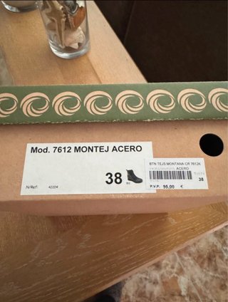 Botín Koala negro sin estrenar Talla 38