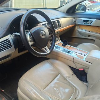 Jaguar XF 2013
