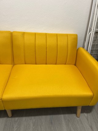 Sofá cama amarillo tipo libro. 2 plazas.