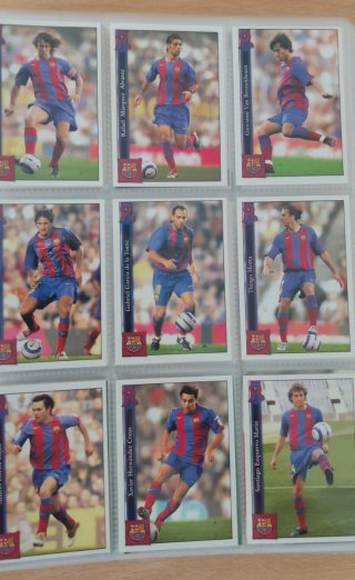 Álbum Mundicromo Liga 2006 con casi 400 cartas
